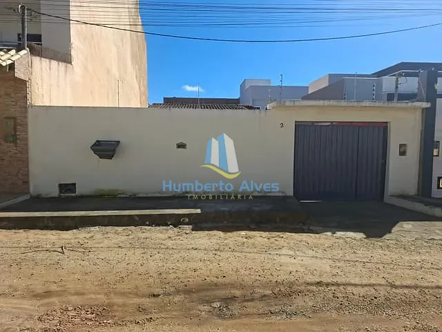 Casa com 180m² 2 quartos e 1 banheiro, para alugar, no bairro Boa Vista em Vitória da Conquista