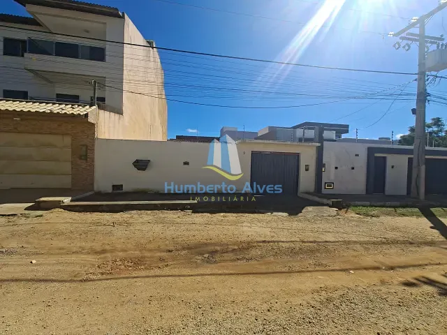 Casa com 180m² 2 quartos e 1 banheiro, para alugar, no bairro Boa Vista em Vitória da Conquista