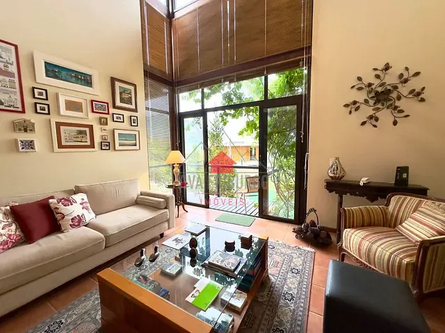 Casa 3 quartos e 1 banheiro, à venda ou para alugar, no bairro Vale dos Pinheiros em Nova Friburgo