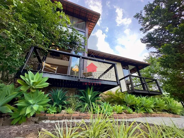 Casa 3 quartos e 1 banheiro, à venda ou para alugar, no bairro Vale dos Pinheiros em Nova Friburgo