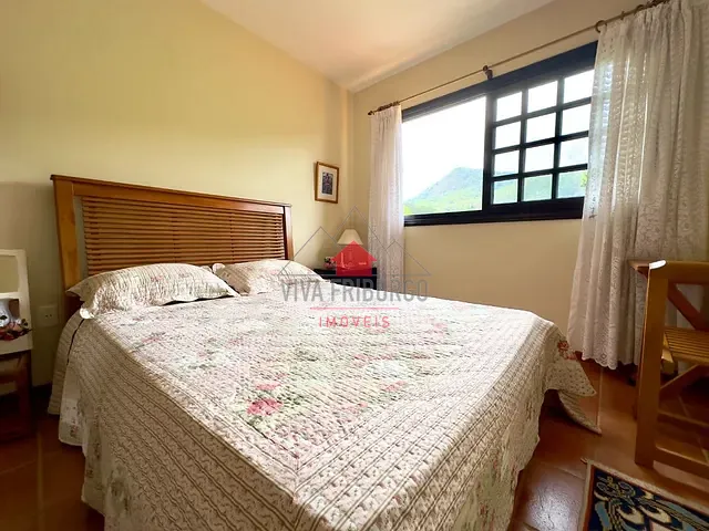 Casa 3 quartos e 1 banheiro, à venda ou para alugar, no bairro Vale dos Pinheiros em Nova Friburgo