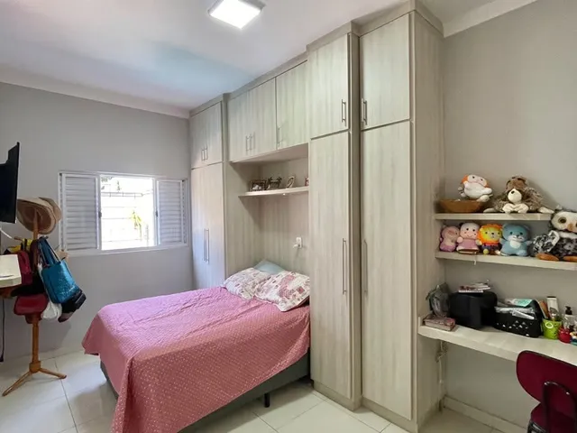 Casa 3 quartos e 2 banheiros, à venda, no bairro Parque Residencial Jaguari em Americana