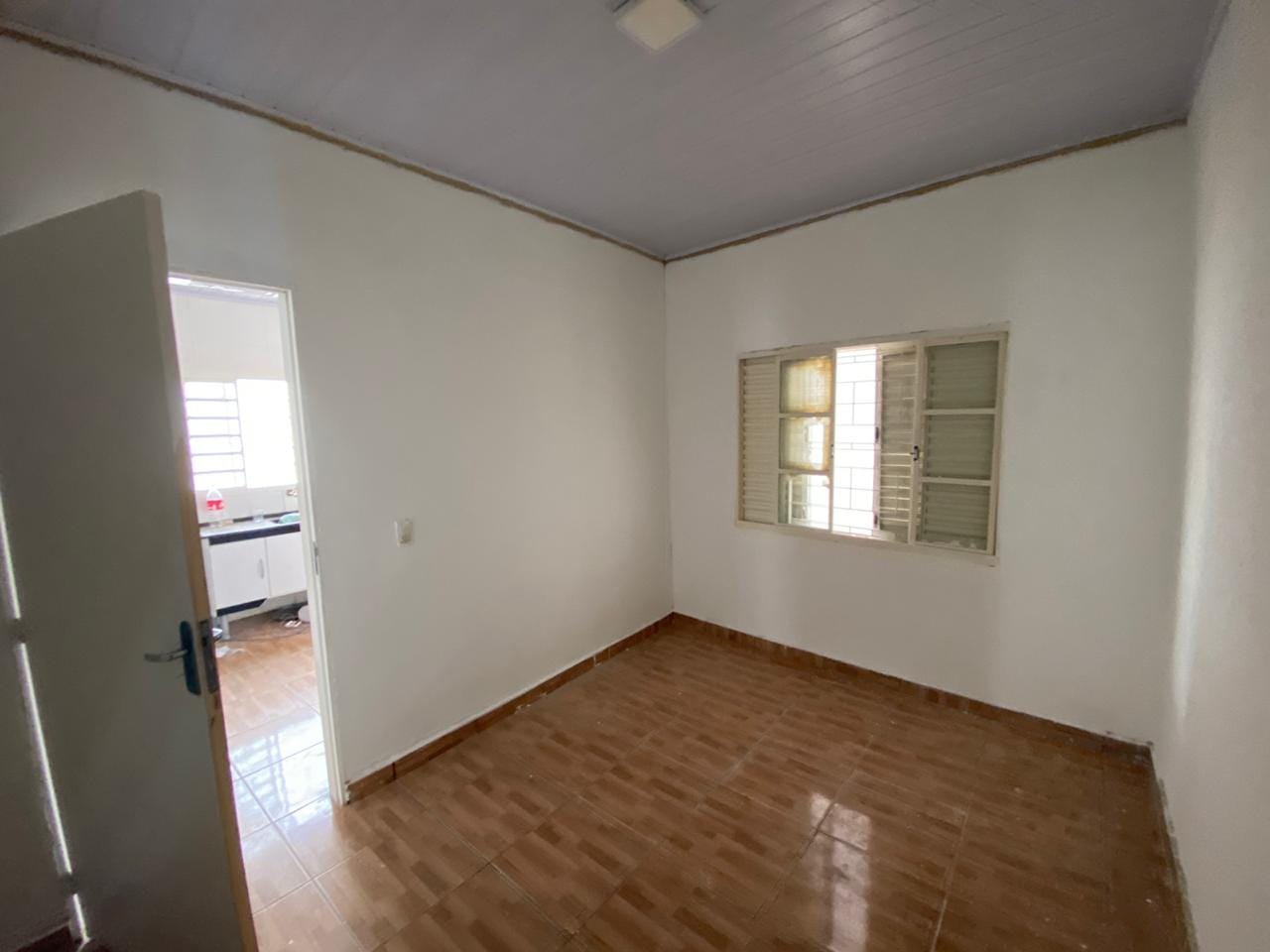 Casa à venda com 2 quartos, 90m² - Foto 9