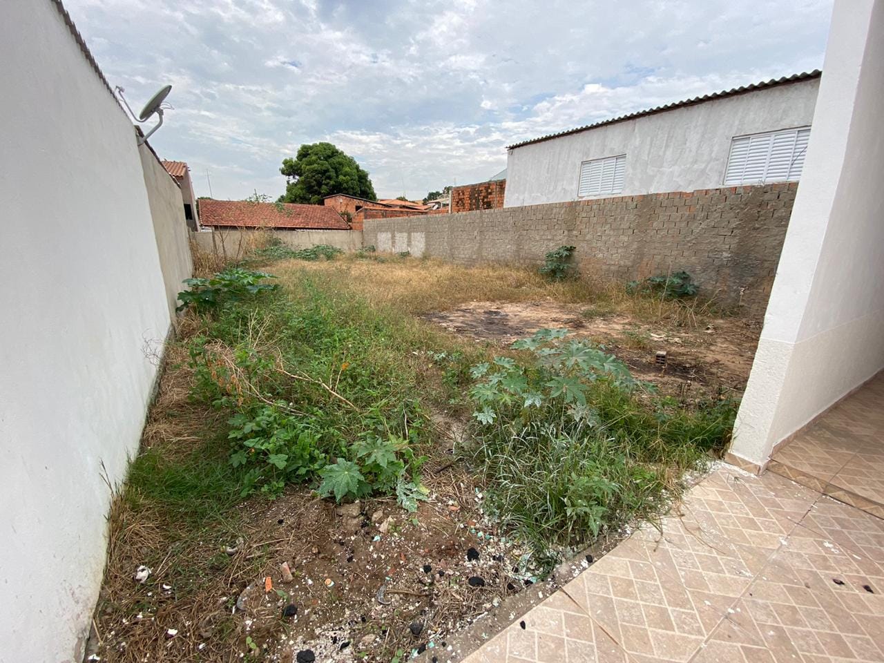 Casa à venda com 2 quartos, 90m² - Foto 11