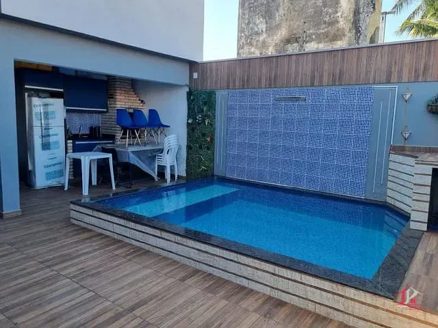 Casa 3 quartos e 3 banheiros, à venda, no bairro Cibratel II em Itanhaém