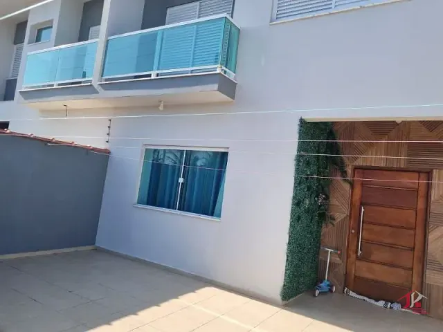 Casa 3 quartos e 3 banheiros, à venda, no bairro Cibratel II em Itanhaém