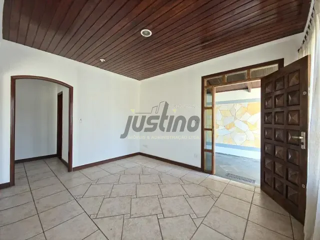 Casa com 250m² 3 quartos e 2 banheiros, à venda, no bairro Praia Do Sonho em Itanhaém