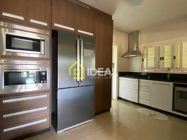 Casa 4 quartos e 1 banheiro, para alugar, no bairro Santo Antônio em Concórdia