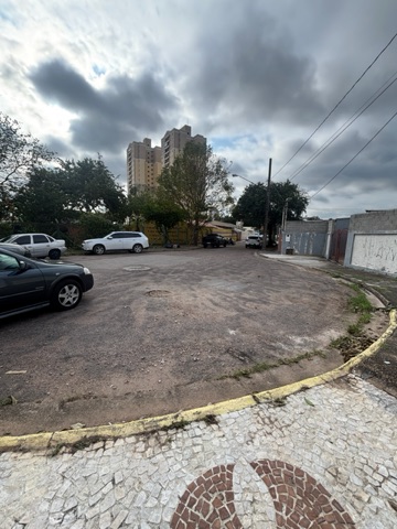 Casa com 316m² 3 quartos e 3 banheiros, para alugar, no bairro Vila Maria Luiza em Jundiaí