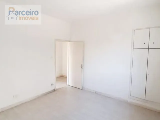 Casa 2 quartos e 2 banheiros, à venda, no bairro Parque São Jorge em São Paulo