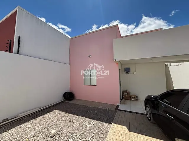 Casa 2 quartos e 1 banheiro, à venda, no bairro Topázio em Petrolina