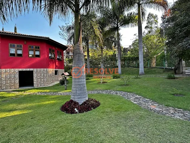 Casa com 1800m² 4 quartos e 6 banheiros, à venda, no bairro Paião em Guararema