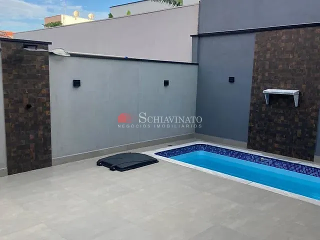 Casa 3 quartos e 2 banheiros, à venda, no bairro Centro em Rio das Pedras