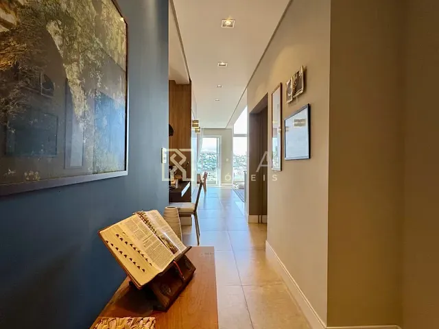 Casa com 334m² 3 quartos e 5 banheiros, à venda, no bairro Urbanova III em São José dos Campos