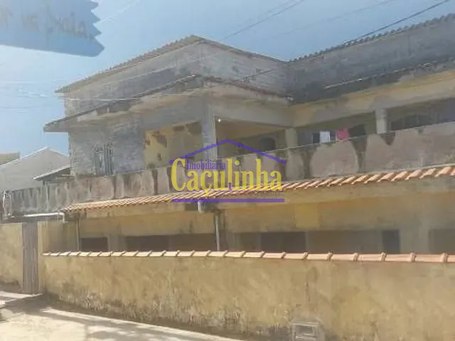 Casa com 120m² 2 quartos e 3 banheiros, à venda, no bairro Figueira em Arraial do Cabo