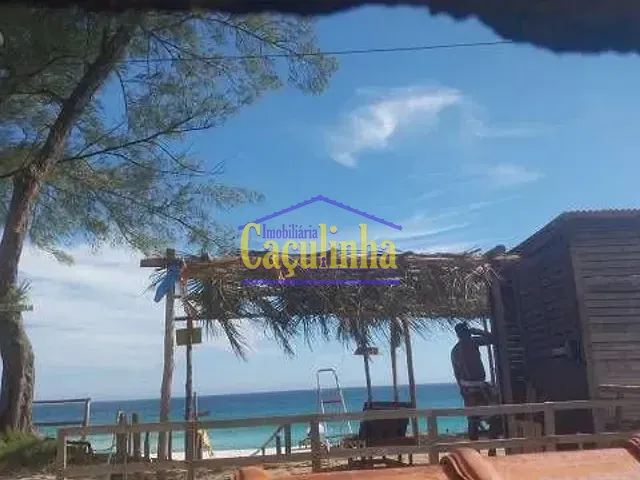 Casa com 120m² 2 quartos e 3 banheiros, à venda, no bairro Figueira em Arraial do Cabo