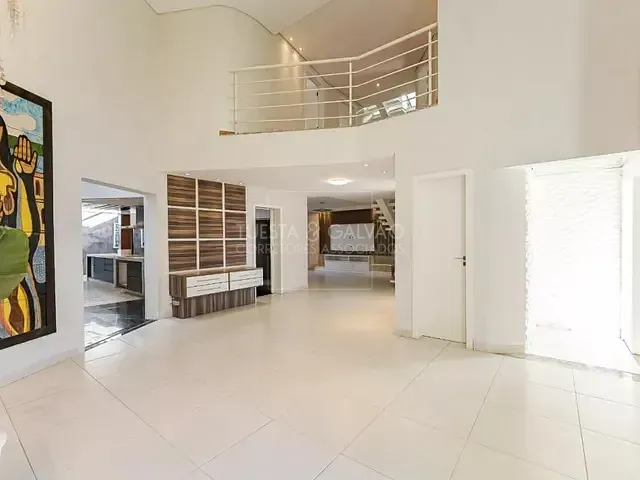 Casa com 320m² 4 quartos e 5 banheiros, à venda, no bairro Campo Comprido em Curitiba