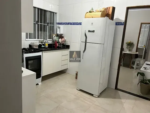 Casa com 105m² 2 quartos e 1 banheiro, à venda, no bairro Jardim Uirá em São José dos Campos