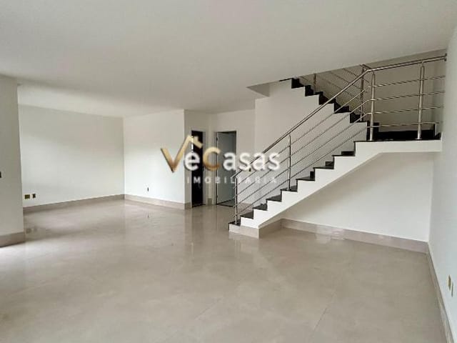 Casa com 150m² 3 quartos e 4 banheiros, à venda, no bairro Costazul em Rio das Ostras