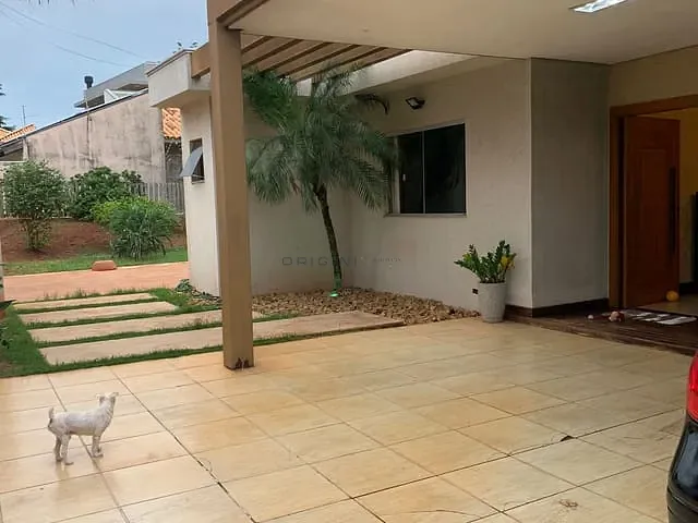 Casa com 752m² 3 quartos e 5 banheiros, à venda, no bairro Carandá Bosque em Campo Grande