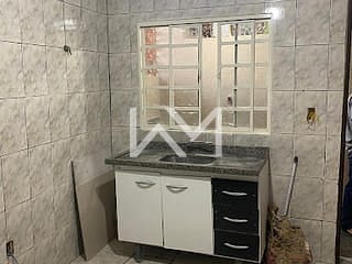 Foto do Casa-Oportunidade para investimento, casa a venda com 3 casas para renda  e salão para locação , ótimo negócio 