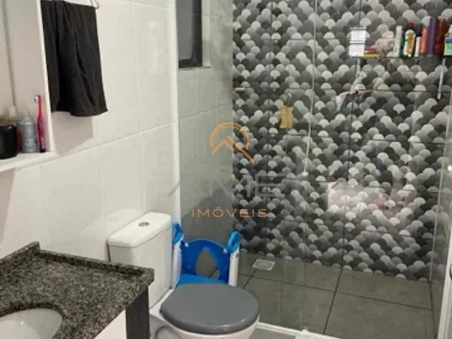 Casa com 300m² 2 quartos e 2 banheiros, à venda, no bairro Três Vendas em Pelotas