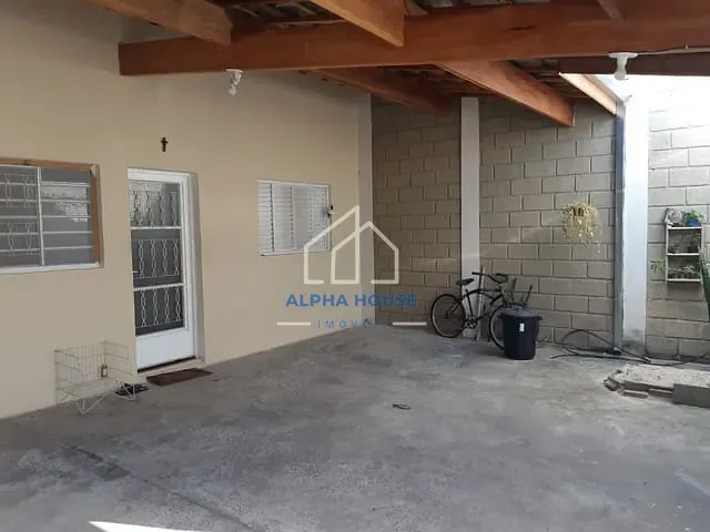Casa com 200m² 3 quartos e 2 banheiros, à venda, no bairro Residencial Parque das Palmeiras em Pindamonhangaba