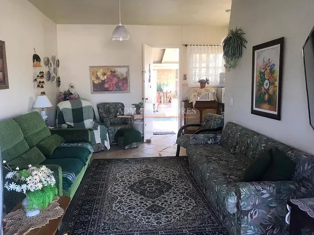 Casa com 400m² 4 quartos e 2 banheiros, à venda, no bairro TRAMANDAÍ em Tramandaí