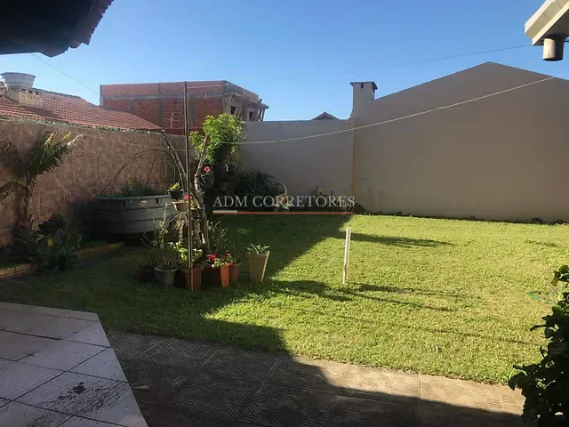 Casa com 400m² 4 quartos e 2 banheiros, à venda, no bairro TRAMANDAÍ em Tramandaí