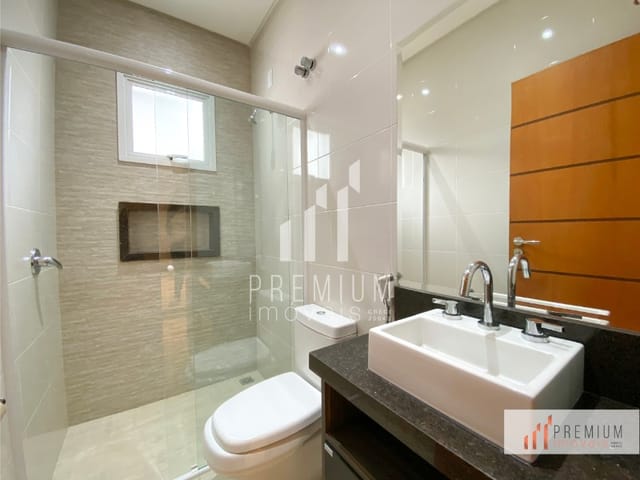 Casa com 402m² 5 quartos e 2 banheiros, à venda, no bairro ESTRELA em PONTA GROSSA