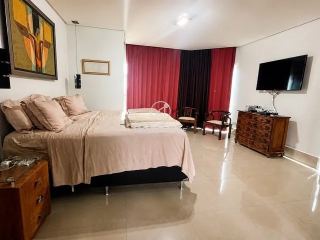 Casa com 800m² 4 quartos e 6 banheiros, à venda, no bairro Setor Habitacional Arniqueira (Águas Claras) em Brasília