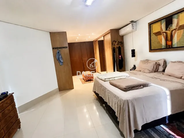 Casa com 800m² 4 quartos e 6 banheiros, à venda, no bairro Setor Habitacional Arniqueira (Águas Claras) em Brasília