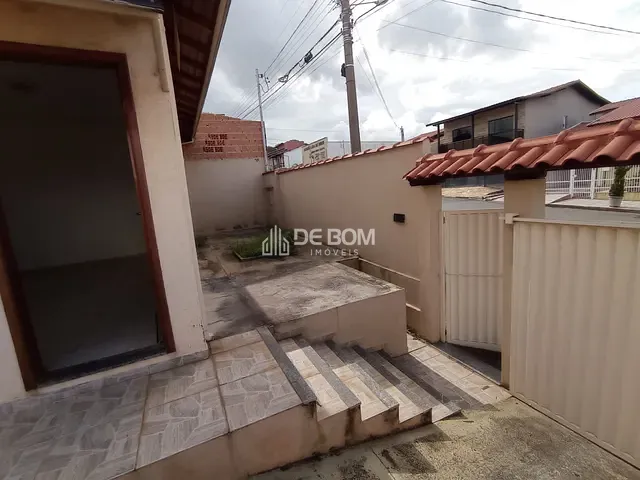 Casa com 345m² 3 quartos e 1 banheiro, à venda, no bairro Parque das Nações em Poços de Caldas