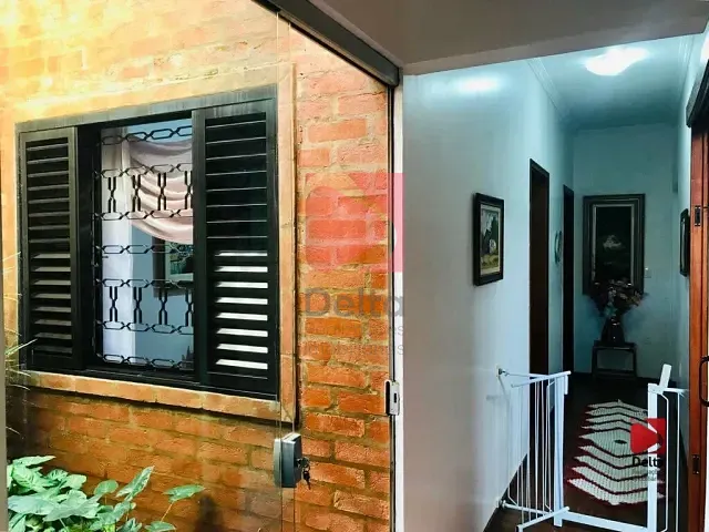 Casa com 250m² 3 quartos e 2 banheiros, à venda, no bairro Jd. Verona II em Pirassununga