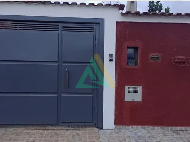 Casa com 184m² 2 quartos e 2 banheiros, à venda, no bairro Parque Real em Mogi Mirim