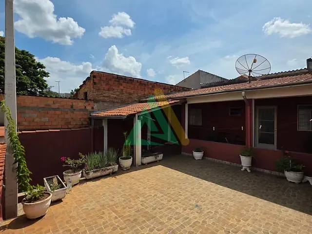 Casa com 184m² 2 quartos e 2 banheiros, à venda, no bairro Parque Real em Mogi Mirim