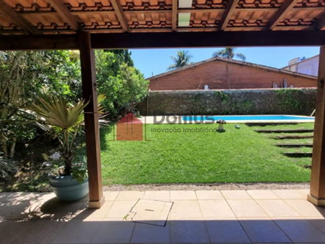 Casa à venda, no bairro Praia Grande em Ubatuba