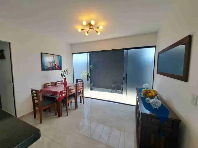 Casa com 173m² 3 quartos e 3 banheiros, à venda, no bairro Casa de Pedra em Volta Redonda
