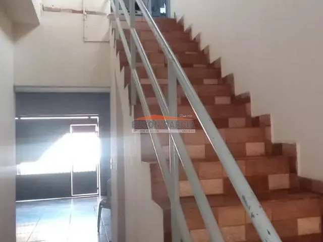 Casa com 175m² 3 quartos e 2 banheiros, à venda, no bairro Parque São Bento em Sorocaba