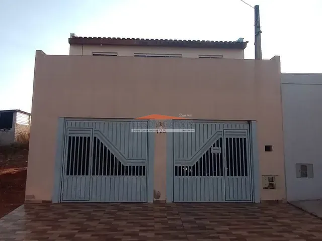 Casa com 175m² 3 quartos e 2 banheiros, à venda, no bairro Parque São Bento em Sorocaba