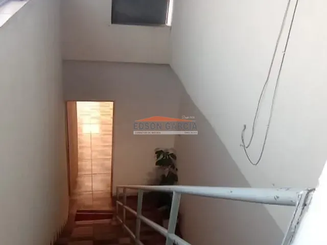 Casa com 175m² 3 quartos e 2 banheiros, à venda, no bairro Parque São Bento em Sorocaba