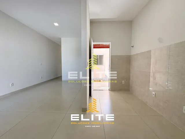 Casa com 180m² 3 quartos e 2 banheiros, à venda, no bairro Jardim Aurora em Sorriso