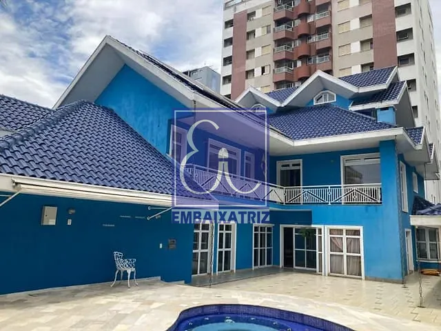 Casa com 650m² 5 quartos e 4 banheiros, à venda, no bairro Jardim Aquarius em São José dos Campos