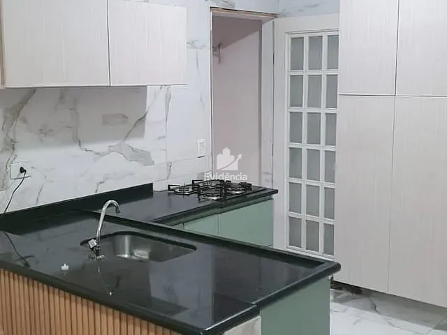 Casa 3 quartos e 1 banheiro, à venda, no bairro Jardim Continental em Londrina