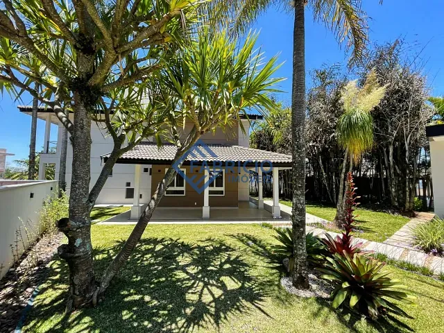 Casa com 1000m² 3 quartos e 5 banheiros, à venda, no bairro Bosque em Vinhedo