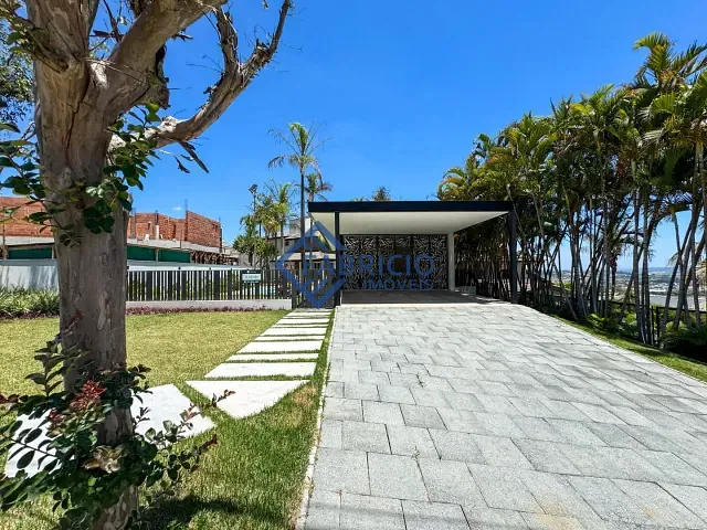 Casa com 1000m² 3 quartos e 5 banheiros, à venda, no bairro Bosque em Vinhedo