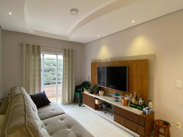 Casa com 418m² 4 quartos e 2 banheiros, à venda, no bairro Vila Belvedere em Americana