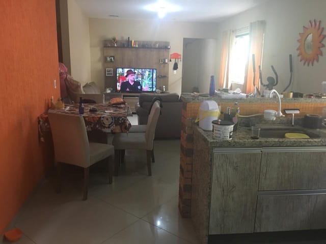 Casa com 140m² 6 quartos e 2 banheiros, à venda, no bairro Santa Rosa em Niterói