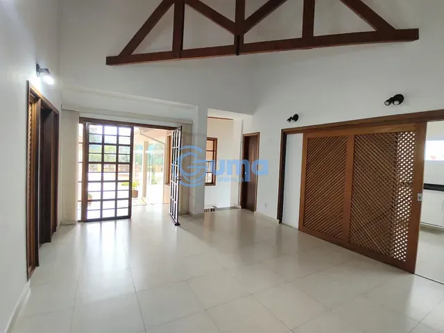 Casa com 1700m² 3 quartos e 4 banheiros, à venda, no bairro Condomínio Jardim das Palmeiras em Bragança Paulista
