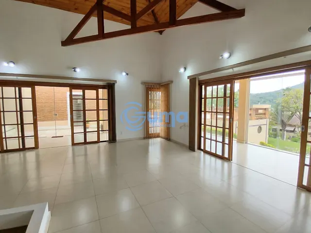 Casa com 1700m² 3 quartos e 4 banheiros, à venda, no bairro Condomínio Jardim das Palmeiras em Bragança Paulista
